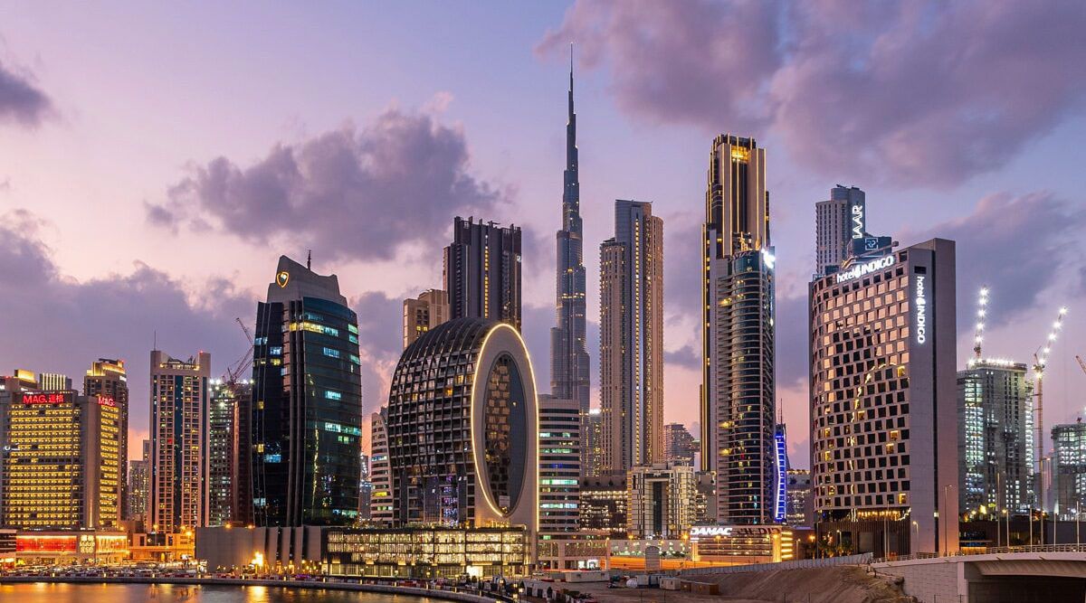 Dubai's Luxury Real Estate 2025