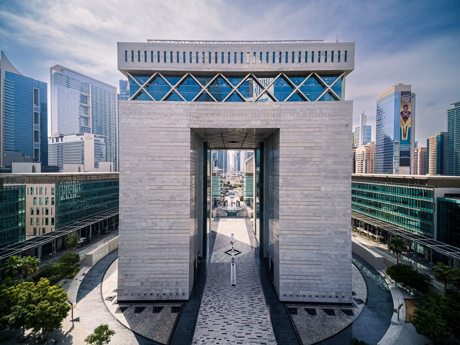 Dubai Real Estate 2025