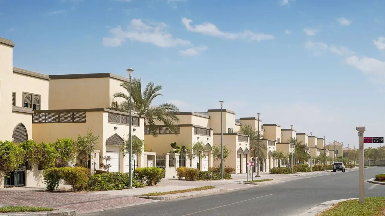 District 3 in Jumeirah Park
